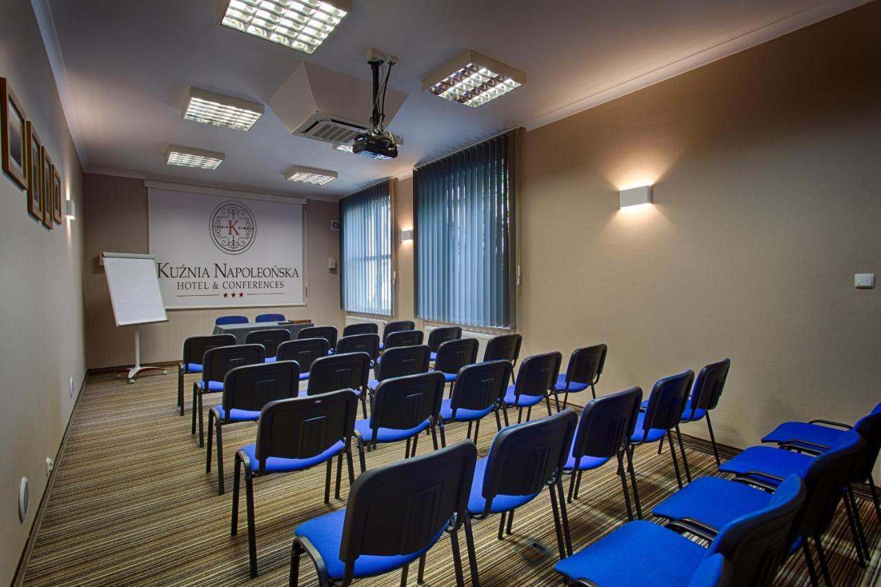Teresin Hotel Kuznia Napoleonska מראה חיצוני תמונה