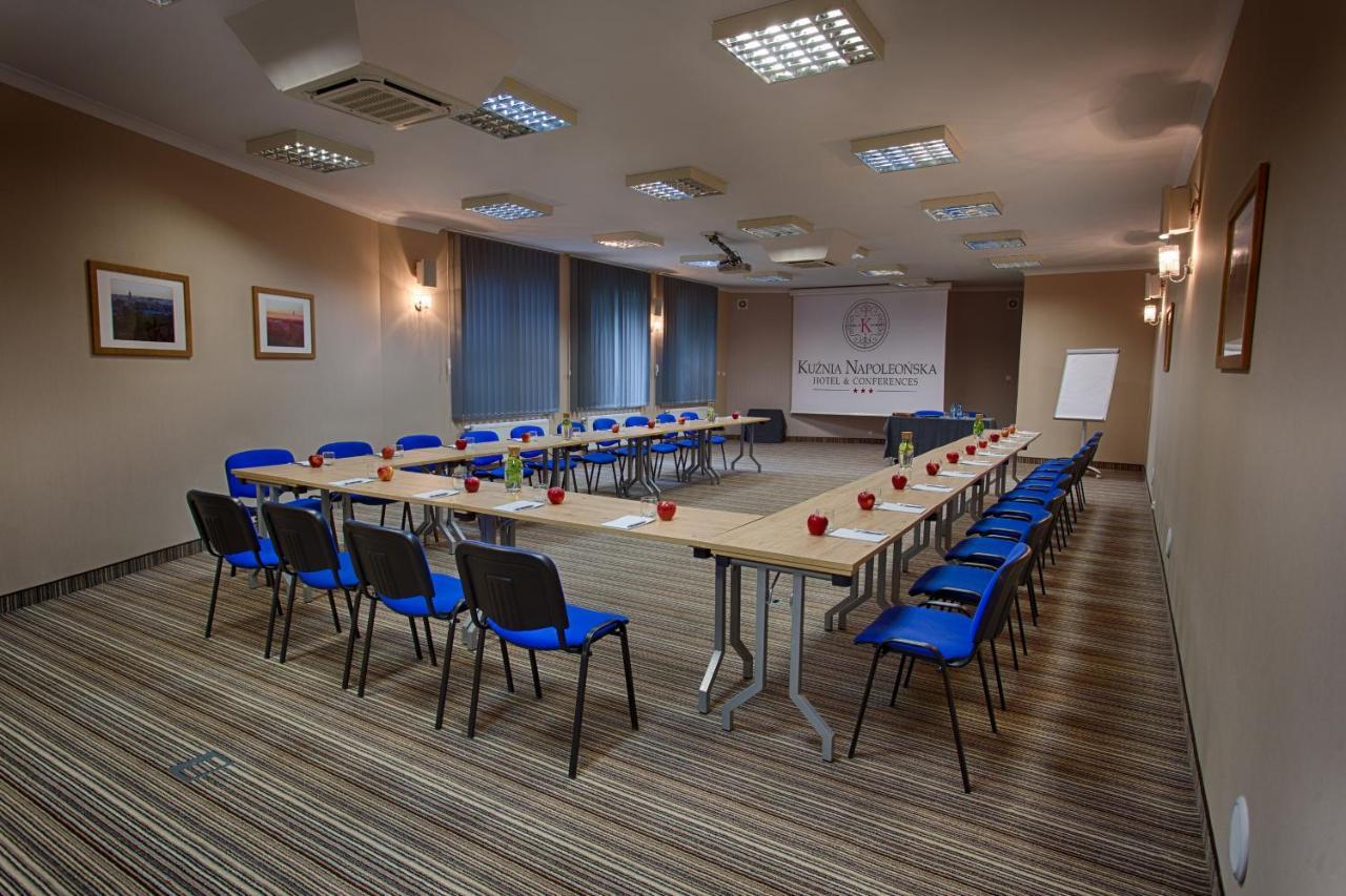 Teresin Hotel Kuznia Napoleonska מראה חיצוני תמונה