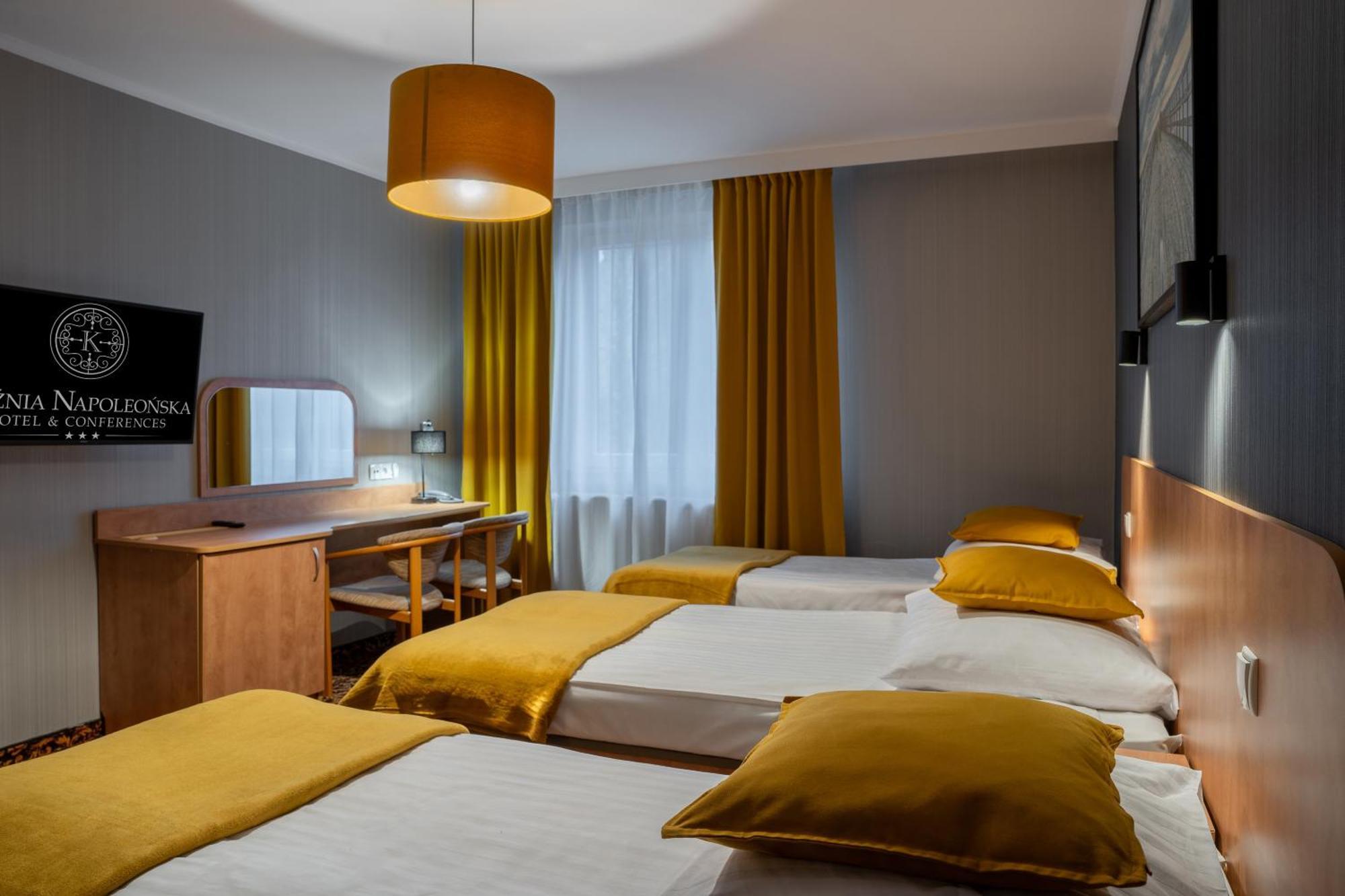 Teresin Hotel Kuznia Napoleonska מראה חיצוני תמונה