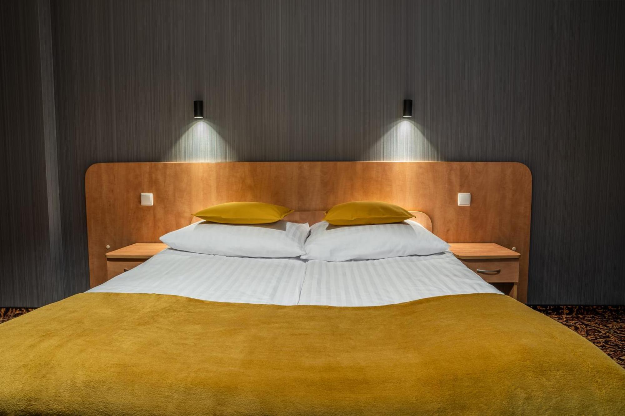 Teresin Hotel Kuznia Napoleonska מראה חיצוני תמונה