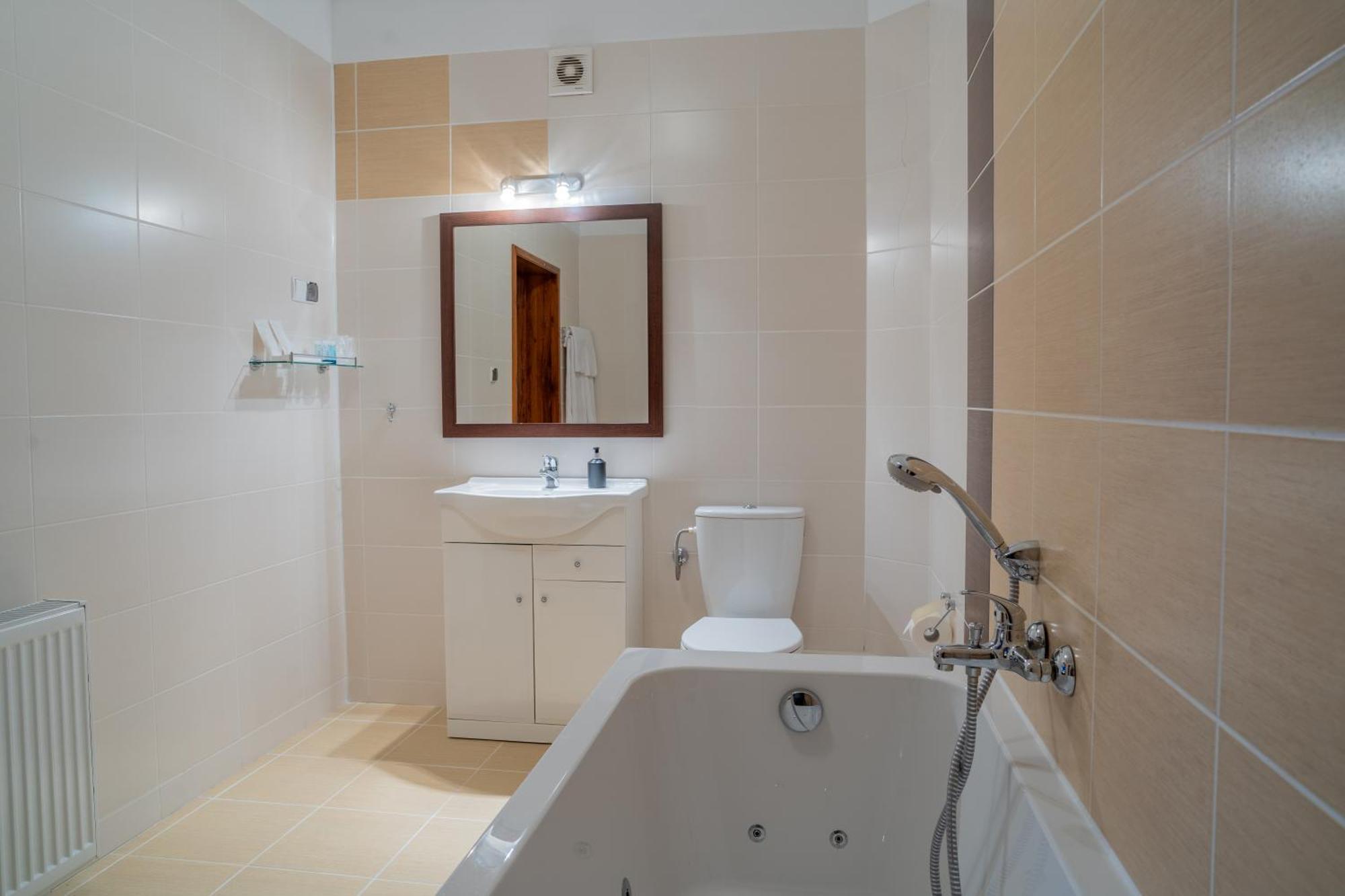 Teresin Hotel Kuznia Napoleonska מראה חיצוני תמונה